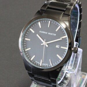 Men's Sports Watch Raised Indices Integrated Bracelet Black Quartz 40mm